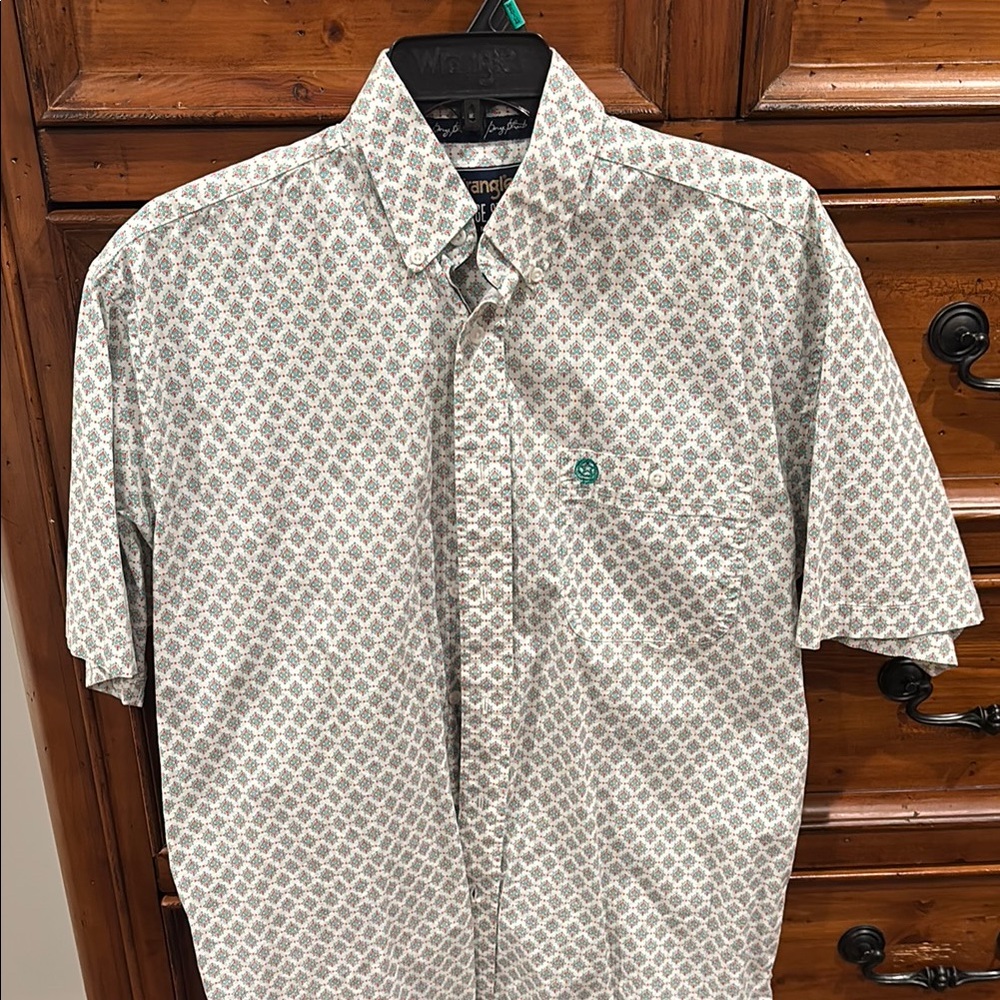 Wrangler button up George Strait shirt